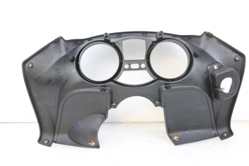 photo de TACHOMETERBLENDE PIAGGIO MP3 125 (2006 - 2014) - Weitere Ansicht des Artikels