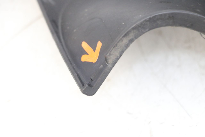 photo de TACHOMETERBLENDE PIAGGIO MP3 125 (2006 - 2014) - Kennzeichnungen und Originalreferenzen