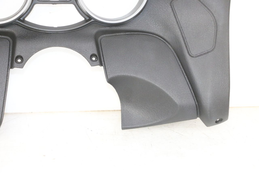 photo de TACHO VERKLEIDUNG PIAGGIO MP3 RL 250 (2006 - 2010) - Weitere Ansicht des Artikels