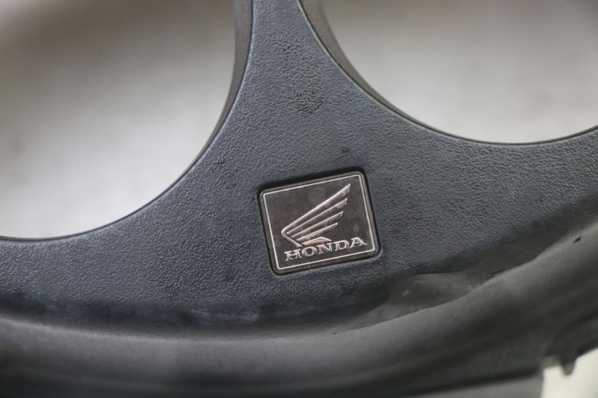 photo de TACHO VERKLEIDUNG HONDA NTV DEAUVILLE 650 (2001 - 2006) - Detailansicht des Bauteils