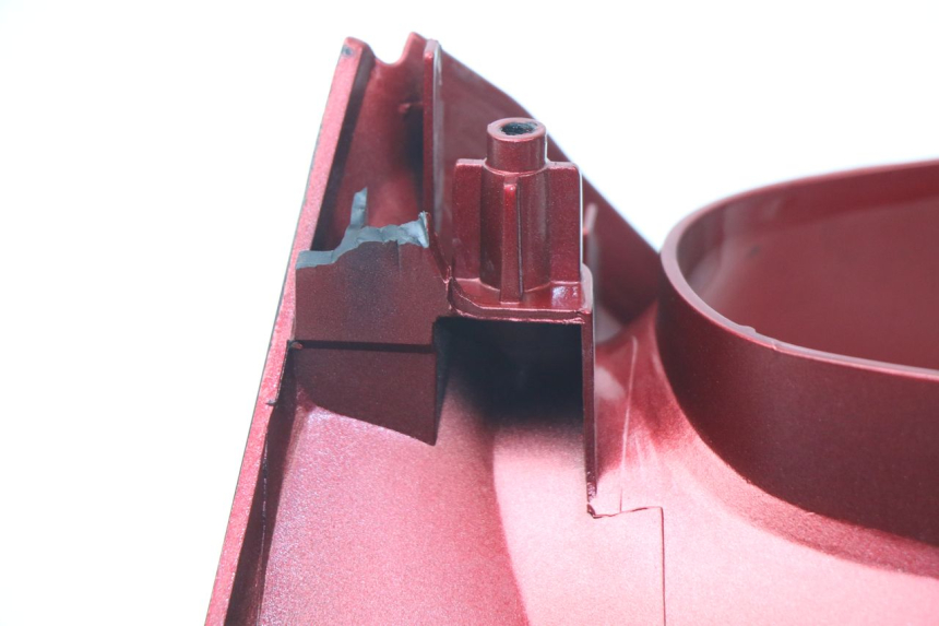 photo de TACHOMETERBLENDE HONDA PCX (JF47) 125 (2012 - 2013) - Details der Befestigungspunkte