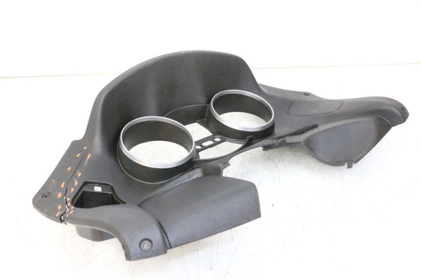 photo de TACHOMETERBLENDE PIAGGIO MP3 LT 400 (2007 - 2012) - Charakteristische Merkmale