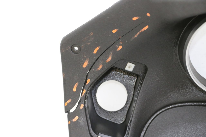 photo de TACHOMETERBLENDE PIAGGIO MP3 LT 400 (2007 - 2012) - Hochauflösende Nahaufnahme