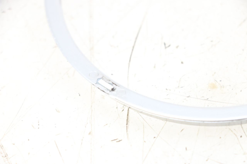 photo de TACHOMETERBLENDE PIAGGIO MP3 LT 400 (2007 - 2012) - Ergänzendes Produktfoto