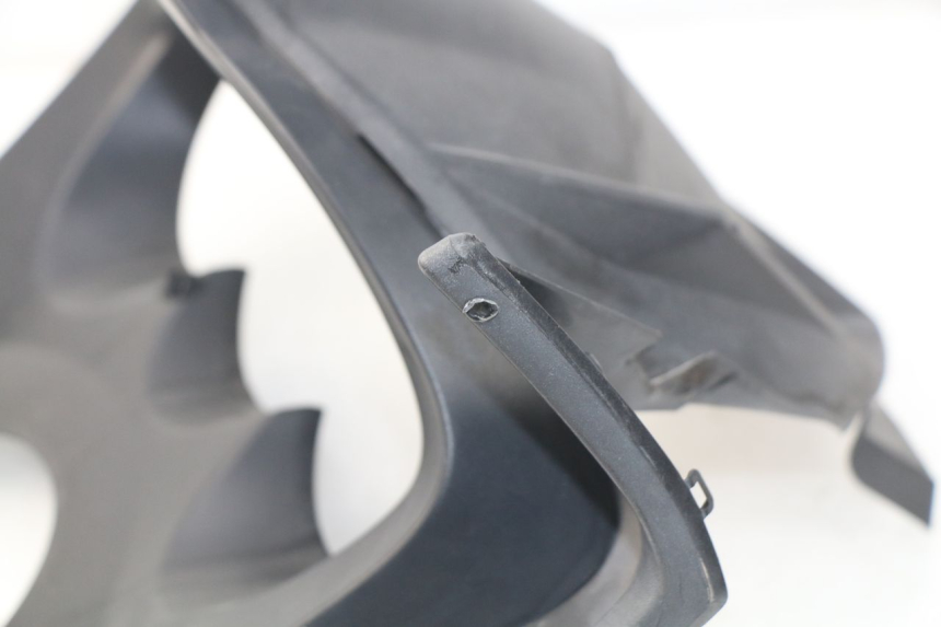 photo de TACHO VERKLEIDUNG PEUGEOT SATELIS 500 (2007 - 2013) - Details der Befestigungspunkte