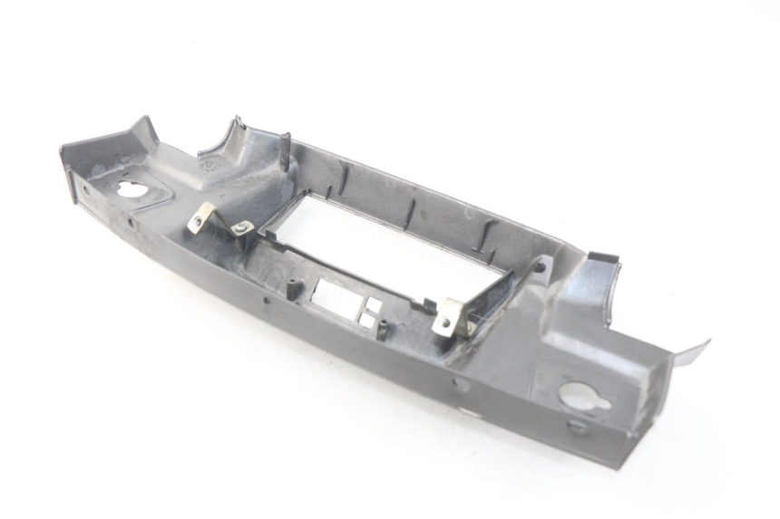 photo de TACHO VERKLEIDUNG PEUGEOT SC 50 (1988 - 1992) - Details der Befestigungspunkte