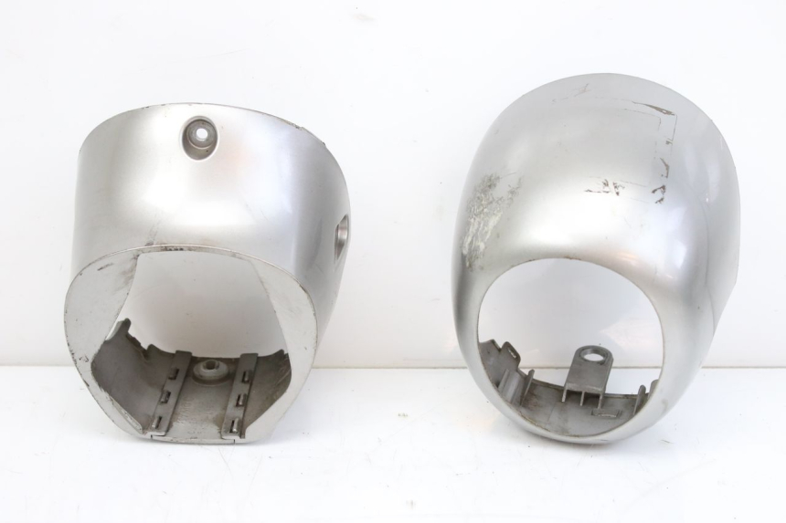 photo de TACHOMETERBLENDE KYMCO SENTO 100 (2008 - 2013) - Oberflächenzustand und Material