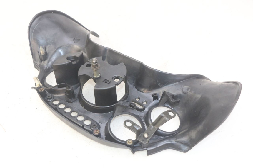 photo de TACHOMETERBLENDE TRIUMPH SPRINT ST 955 (1999 - 2001) - Zoom auf Gebrauchszustand