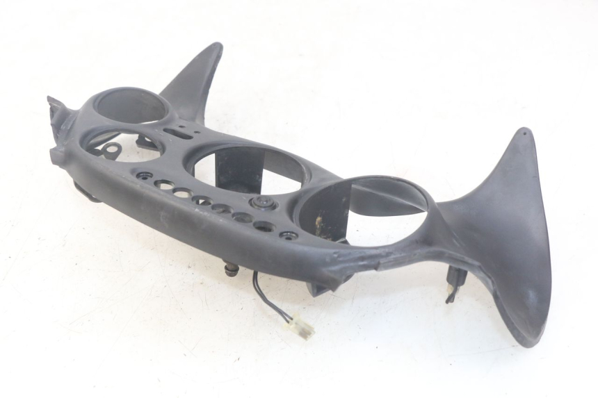 photo de TACHOMETERBLENDE TRIUMPH SPRINT ST 955 (1999 - 2001) - Gesamtansicht des Produkts