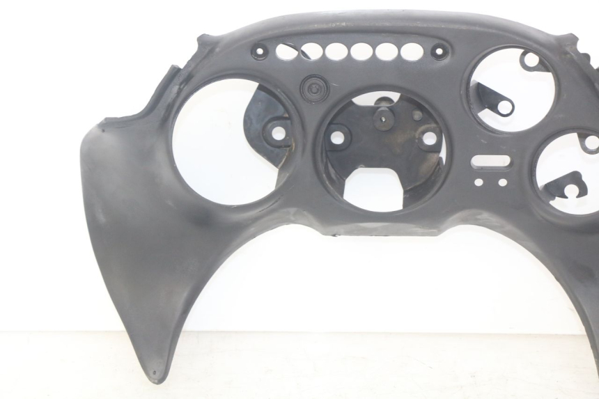 photo de TACHOMETERBLENDE TRIUMPH SPRINT ST 955 (1999 - 2001) - Details der Befestigungspunkte