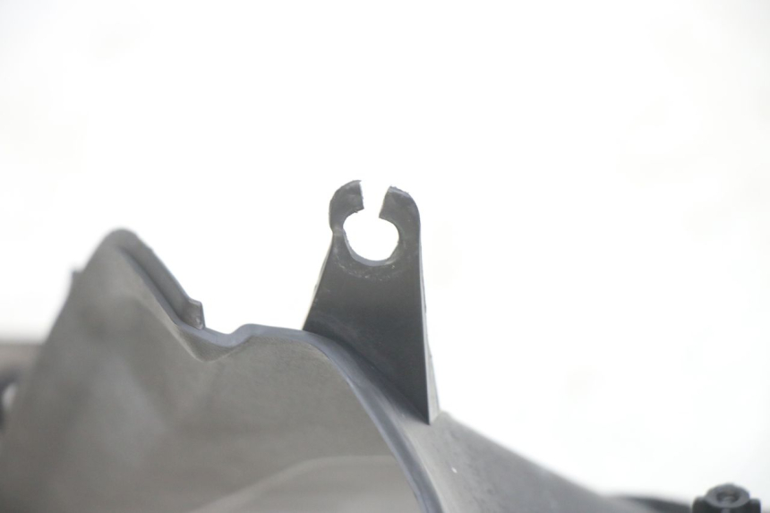 photo de TACHOMETERBLENDE APRILIA SXR 50 (2021 - 2023) - Details der Befestigungspunkte