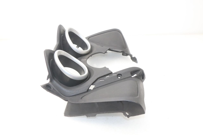 photo de TACHOMETERBLENDE YAMAHA X-MAX XMAX 125 (2010 - 2013) - Detailansicht des Bauteils