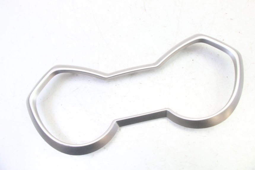 photo de TACHO VERKLEIDUNG YAMAHA XMAX X-MAX 125 (2021 - 2025) - Hauptansicht