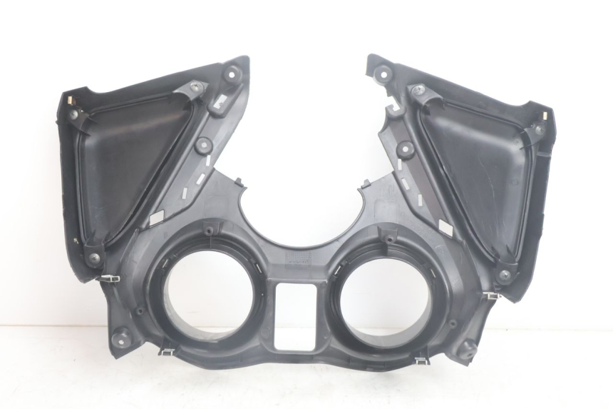 photo de TACHOMETERBLENDE YAMAHA X-MAX XMAX 125 (2010 - 2013) - Technische Nahaufnahme