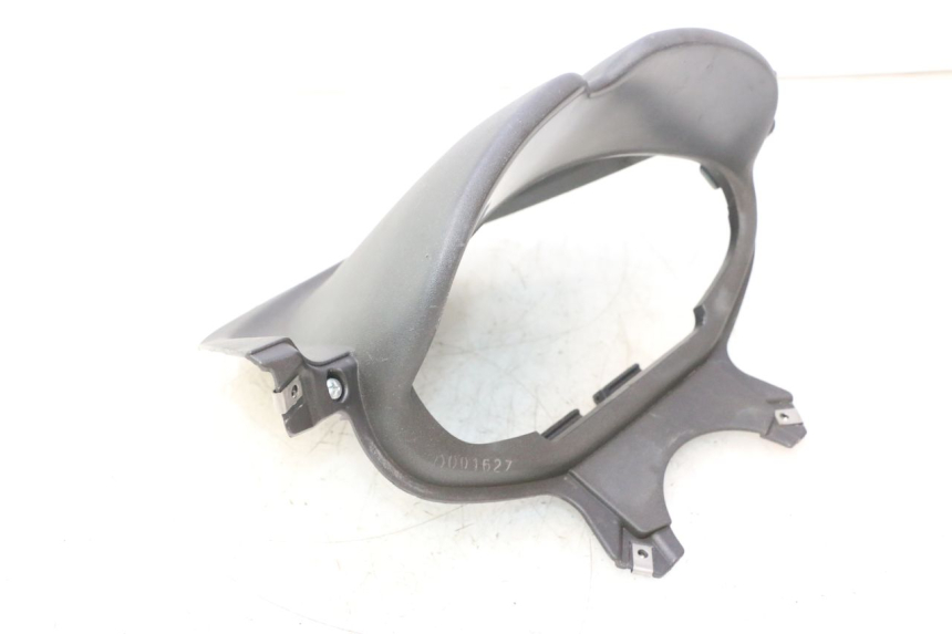 photo de TACHO VERKLEIDUNG PIAGGIO X8 STREET 125 (2006 - 2007) - Detailansicht des Bauteils