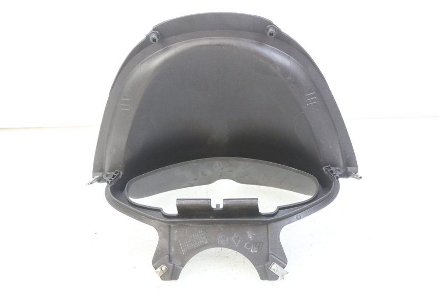 photo de TACHOMETERBLENDE PIAGGIO X8 125 (2004 - 2007) - Detailansicht des Bauteils