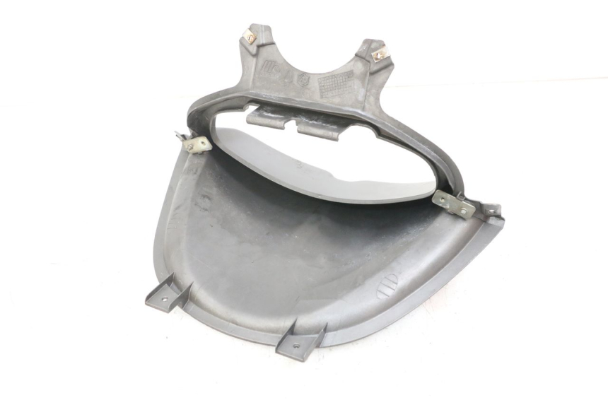 photo de TACHOMETERBLENDE PIAGGIO X8 125 (2004 - 2007) - Detailansicht des Bauteils