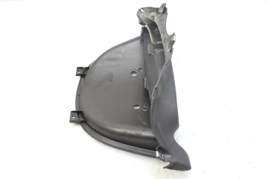 photo de TACHOMETERBLENDE PIAGGIO X9 EVOLUTION 250 (2003 - 2007) - Detailansicht des Bauteils