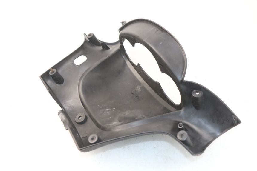 photo de TACHO VERKLEIDUNG YAMAHA YP MAJESTY 125 (1998 - 2001) - Detailansicht des Bauteils