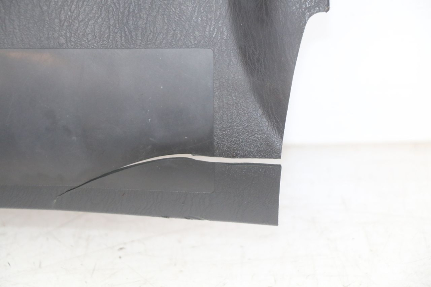 photo de TACHOMETERBLENDE YAMAHA YP MAJESTY 400 (2004 - 2008) - Weitere Ansicht des Artikels