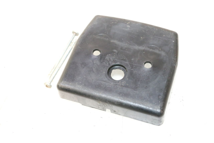 photo de RÜCKLICHT VERKLEIDUNG PEUGEOT 103 SPX CLIP 50 (1989 - 1992) - Zoom auf Gebrauchszustand