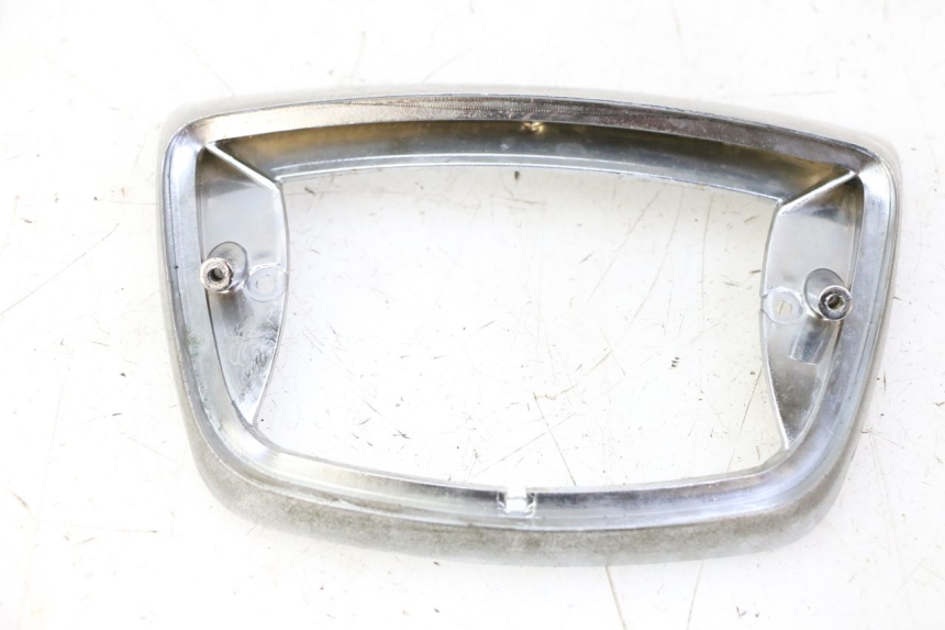 photo de RÜCKLICHT VERKLEIDUNG PIAGGIO LXV 4T 50 (2009 - 2013) - Hauptansicht