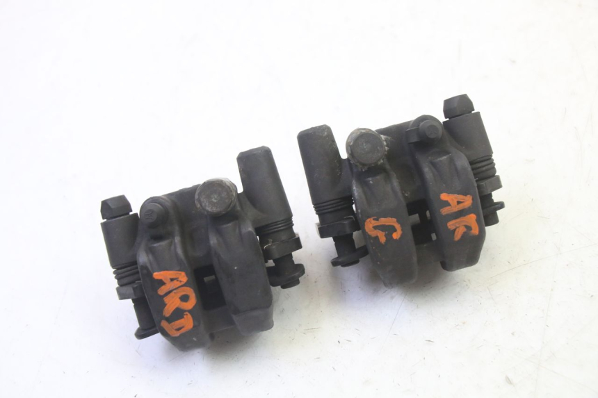 photo de BREMSZANGE HINTEN QUADRO 4 4D 350 (2015 - 2018) - Alternative Perspektive