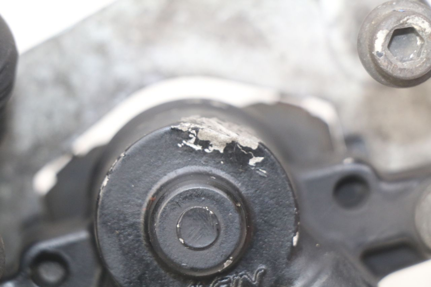 photo de HINTEN BREMSSATTEL SUZUKI BURGMAN 125 (2007 - 2014) - Detailansicht des Bauteils