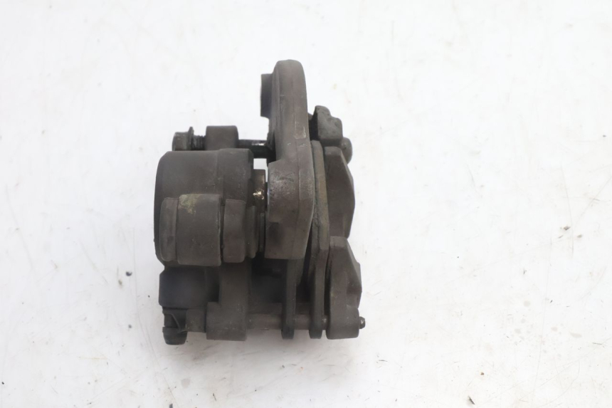 photo de HINTEN BREMSSATTEL HONDA FES PANTHEON 125 (2003 - 2007) - Technische Nahaufnahme