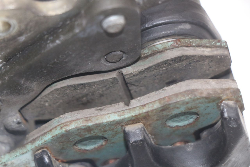 photo de BREMSZANGE HINTEN PIAGGIO BEVERLY 125 (1998 - 2005) - Details der Befestigungspunkte