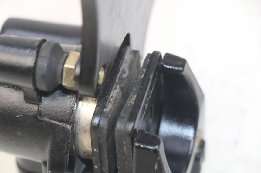 photo de HINTEN BREMSSATTEL APOLLO RFZ 125 - Zoom auf Gebrauchszustand