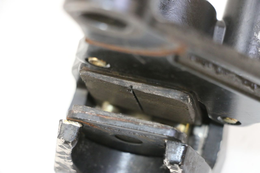 photo de HINTEN BREMSSATTEL APOLLO RFZ 125 - Zoom auf Gebrauchszustand