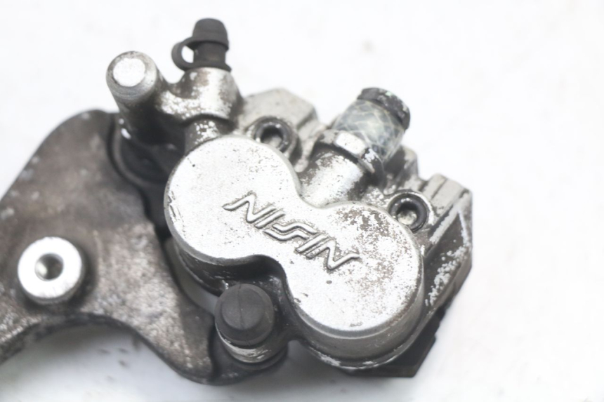 photo de HINTEN BREMSSATTEL PEUGEOT SATELIS 125 (2010 - 2012) - Zoom auf Gebrauchszustand