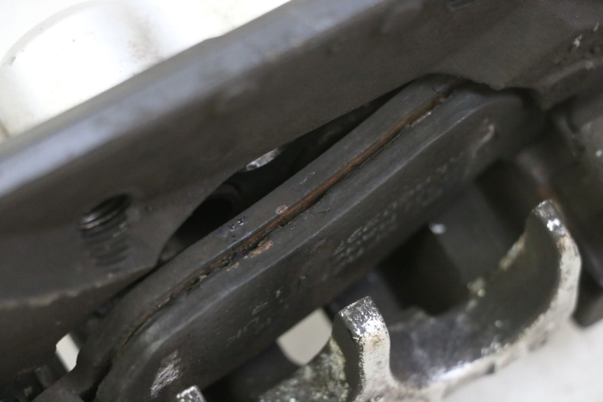 photo de BREMSZANGE HINTEN YAMAHA X-MAX XMAX 250 (2006 - 2009) - Zoom auf Gebrauchszustand