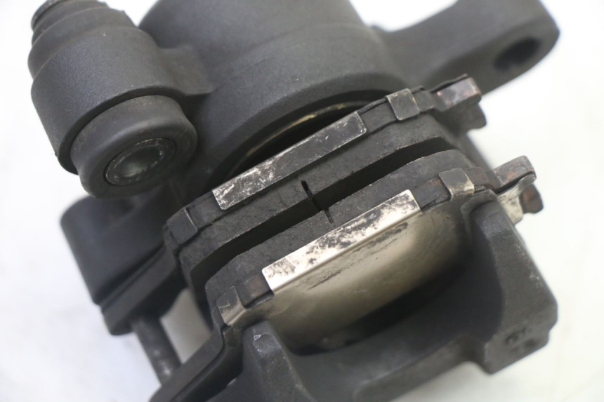 photo de BREMSZANGE HINTEN YAMAHA XJ6 ABS 600 (2008 - 2016) - Details der Befestigungspunkte