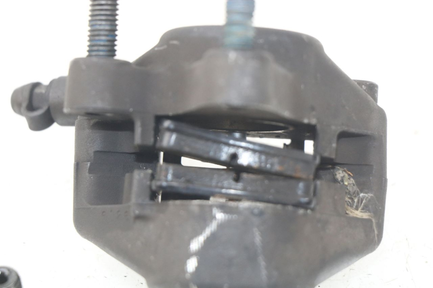 photo de VORDERER BREMSSATTEL YAMAHA AEROX NAKED 2T 50 (2013 - 2017) - Zoom auf Gebrauchszustand