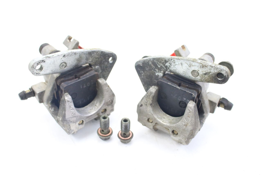 photo de VORDERER BREMSSATTEL YAMAHA BLASTER 200 (2003 - 2007) - Details der Befestigungspunkte