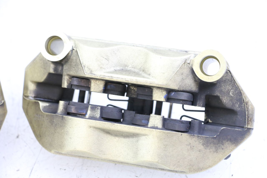 photo de BREMSZANGE VORNE BMW S RR ABS S1000RR 1000 (2015 - 2018) - Zoom auf Gebrauchszustand