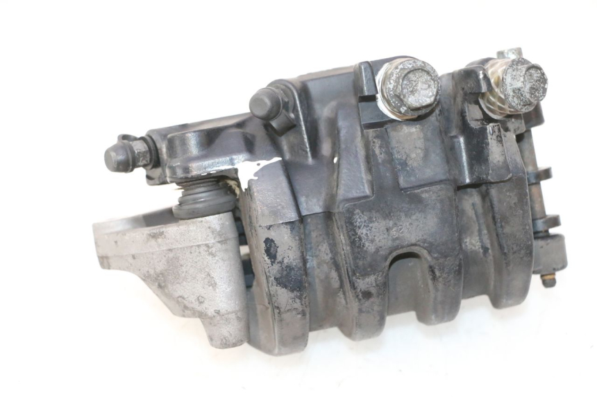 photo de VORDERER BREMSSATTEL SUZUKI BURGMAN 125 (2007 - 2014) - Details der Befestigungspunkte