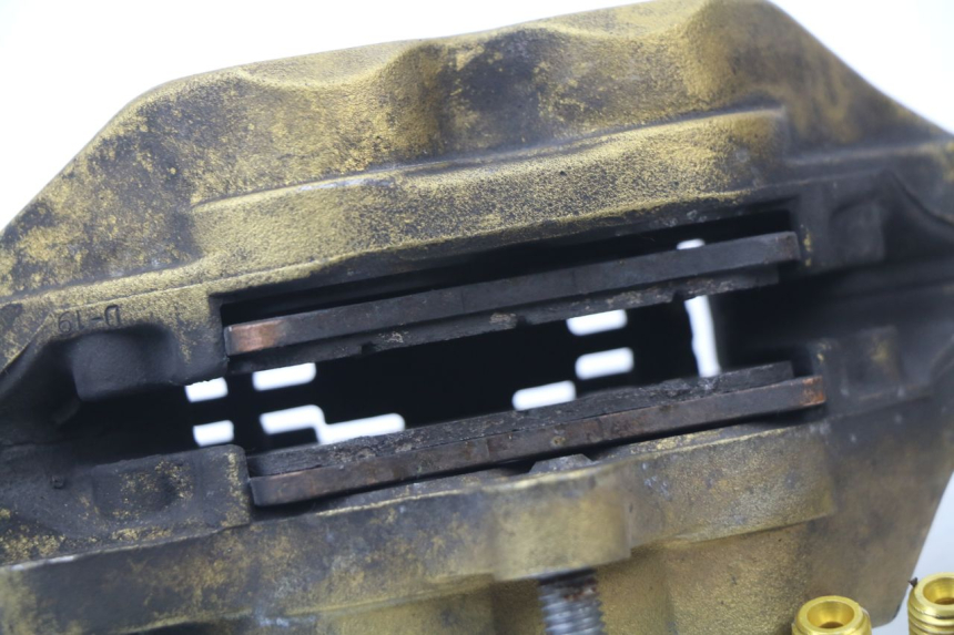 photo de BREMSZANGE VORNE HONDA CBR 929 RR FIREBLADE 900 (2000 - 2001) - Zoom auf Gebrauchszustand