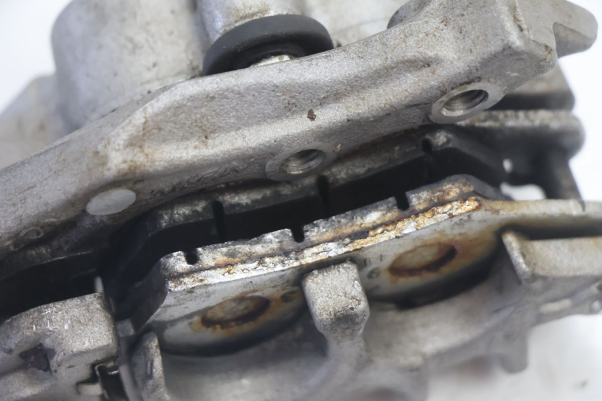 photo de BREMSZANGE VORNE HONDA CRF CR-F 125 (2020 - 2021) - Details der Befestigungspunkte
