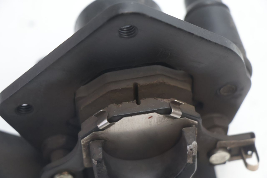 photo de BREMSZANGE VORNE MASH DIRT TRACK 50 (2018 - 2020) - Details der Befestigungspunkte