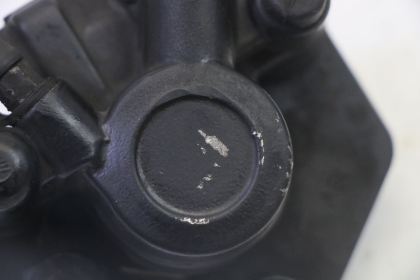 photo de VORDERER BREMSSATTEL PEUGEOT ELYSTAR 50 (2002 - 2014) - Detailansicht des Bauteils