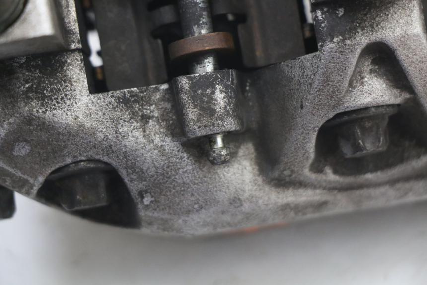 photo de BREMSZANGE VORNE YAMAHA FJR ABS 1300 (2006 - 2012) - Zoom auf Gebrauchszustand