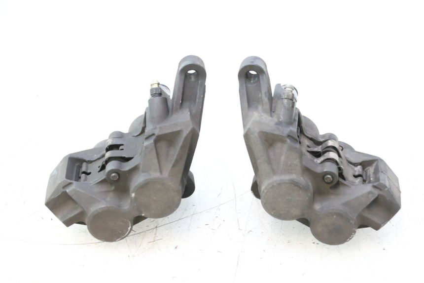 photo de BREMSZANGE VORNE YAMAHA FJR 1300 (2001 - 2005) - Technische Nahaufnahme