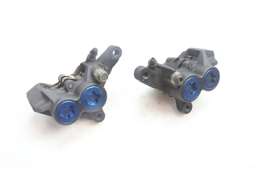 photo de BREMSZANGE VORNE YAMAHA FJR 1300 (2001 - 2005) - Alternative Perspektive