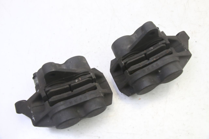 photo de BREMSZANGE VORNE YAMAHA FZ6 FAZER S2 600 (2007 - 2011) - Details der Befestigungspunkte