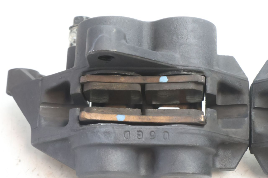 photo de BREMSZANGE VORNE YAMAHA FZ8 800 (2010 - 2016) - Weitere Ansicht des Artikels