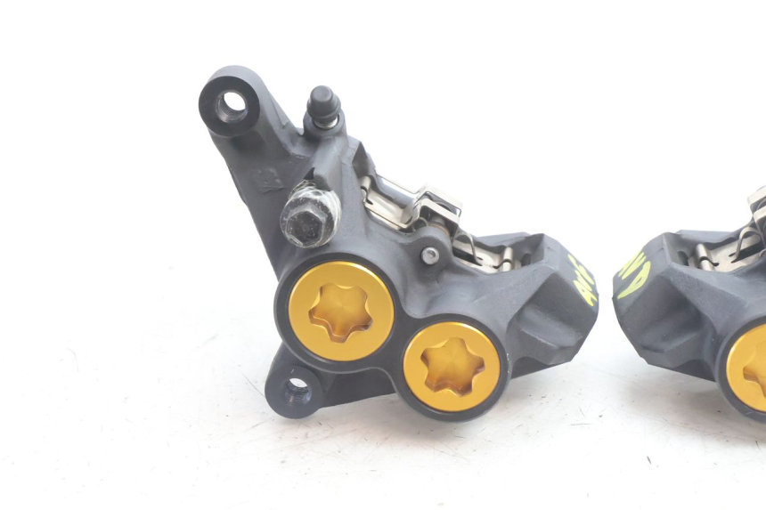 photo de BREMSZANGE VORNE YAMAHA FZ8 800 (2010 - 2016) - Alternative Perspektive