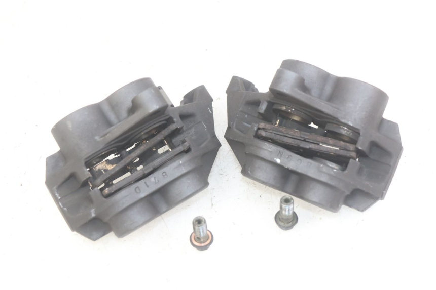 photo de VORDERER BREMSSATTEL YAMAHA FZS FAZER 600 (1998 - 2001) - Alternative Perspektive